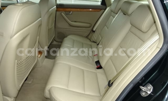 Nunua Imported Audi A4 Kijani Gari ndani ya Dar es Salaam nchini Dar es Salaam Nunua Imported Audi A4 Kijani Gari ndani ya Dar es Salaam nchini Dar es Salaam