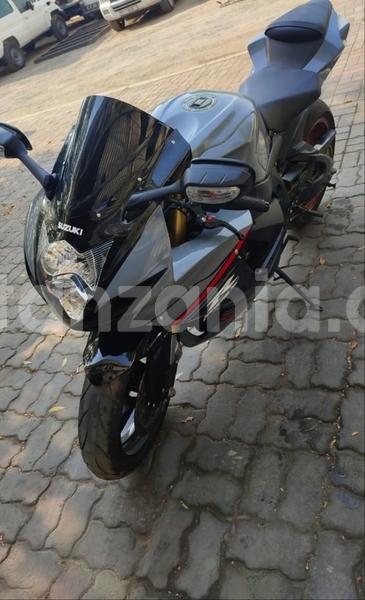 Big with watermark suzuki gsxr arusha arusha 22222