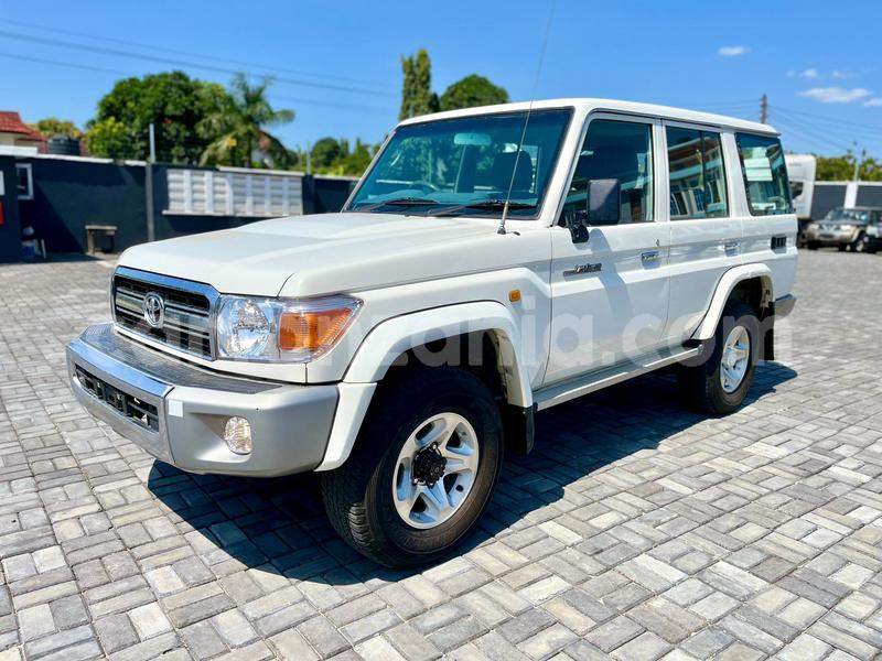 Big with watermark toyota land cruiser dar es salaam dar es salaam 22224