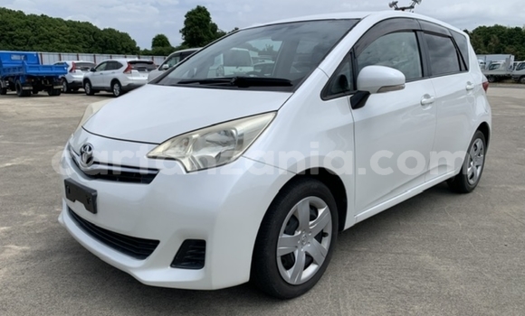 Nunua Imported Toyota Ractis Nyeupe Gari ndani ya Dar es Salaam nchini Dar es Salaam Nunua Imported Toyota Ractis Nyeupe Gari ndani ya Dar es Salaam nchini Dar es Salaam