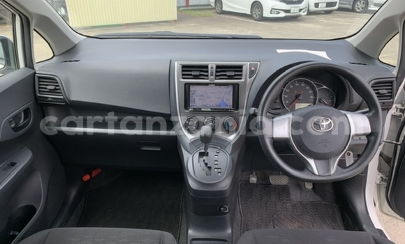 Nunua Imported Toyota Ractis Nyeupe Gari ndani ya Dar es Salaam nchini Dar es Salaam Nunua Imported Toyota Ractis Nyeupe Gari ndani ya Dar es Salaam nchini Dar es Salaam