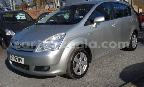 Buy Used Toyota Verso Silver Car in Arusha in Arusha Buy Used Toyota Verso Silver Car in Arusha in Arusha