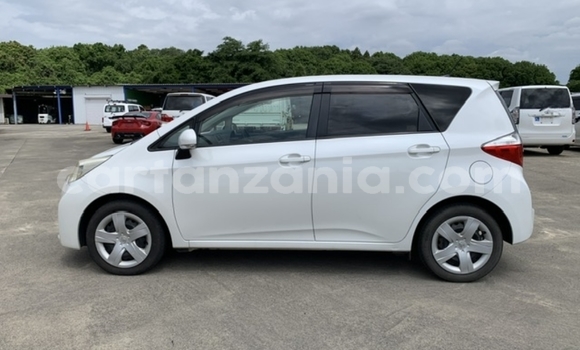 Nunua Imported Toyota Ractis Nyeupe Gari ndani ya Dar es Salaam nchini Dar es Salaam Nunua Imported Toyota Ractis Nyeupe Gari ndani ya Dar es Salaam nchini Dar es Salaam