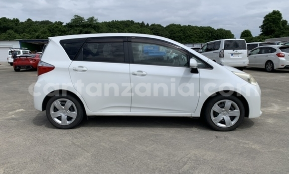 Nunua Imported Toyota Ractis Nyeupe Gari ndani ya Dar es Salaam nchini Dar es Salaam Nunua Imported Toyota Ractis Nyeupe Gari ndani ya Dar es Salaam nchini Dar es Salaam