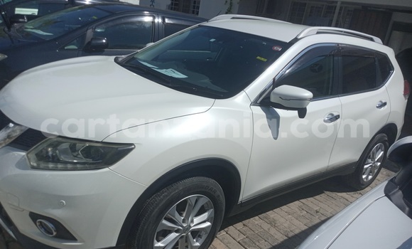 Buy Import Nissan X–Trail White Car in Dar es Salaam in Dar es Salaam Buy Import Nissan X–Trail White Car in Dar es Salaam in Dar es Salaam
