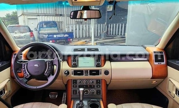 Buy New Land Rover Range Rover Vogue Black Car in Dar es Salaam in Dar es Salaam Buy New Land Rover Range Rover Vogue Black Car in Dar es Salaam in Dar es Salaam