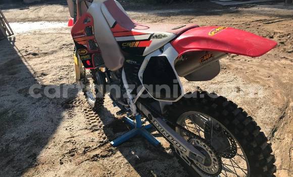 Buy Used Honda CBR Beige Bike in Arusha in Arusha Buy Used Honda CBR Beige Bike in Arusha in Arusha