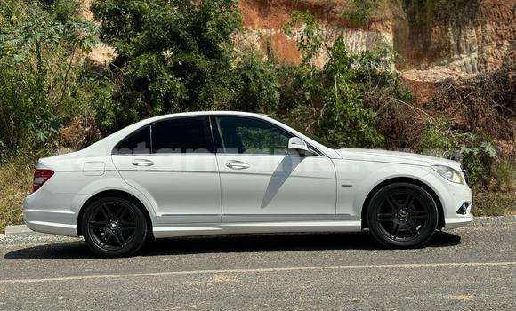 Buy Used Mercedes‒Benz C–Class White Car in Dar es Salaam in Dar es Salaam Buy Used Mercedes‒Benz C–Class White Car in Dar es Salaam in Dar es Salaam