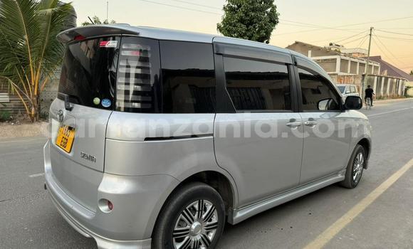 Buy Used Toyota Sienta Silver Car in Dar es Salaam in Dar es Salaam Buy Used Toyota Sienta Silver Car in Dar es Salaam in Dar es Salaam