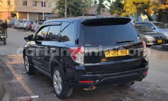 Nunua Ilio tumika Subaru Forester Nyeusi Gari ndani ya Dar es Salaam nchini Dar es Salaam