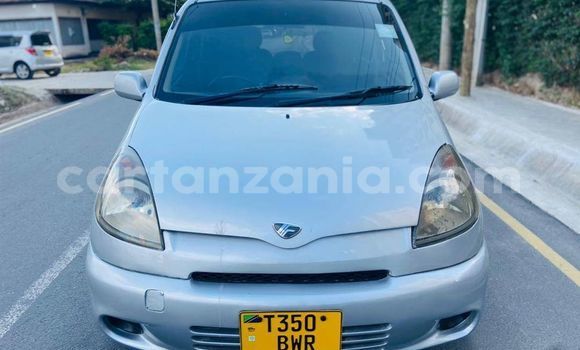 Nunua Ilio tumika Toyota FunCargo Nyingine Gari ndani ya Bariadi nchini Simiyu