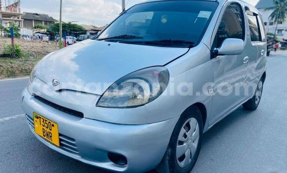 Nunua Ilio tumika Toyota FunCargo Nyingine Gari ndani ya Bariadi nchini Simiyu Nunua Ilio tumika Toyota FunCargo Nyingine Gari ndani ya Bariadi nchini Simiyu