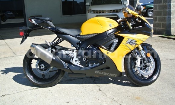 Buy Used Suzuki GSXR Beige Bike in Arusha in Arusha Buy Used Suzuki GSXR Beige Bike in Arusha in Arusha