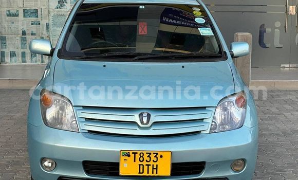 Buy Used Toyota IST Blue Car in Bagamoyo in Pwani