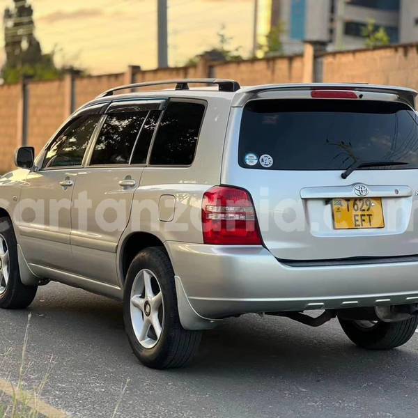 Big with watermark toyota kluger pwani bagamoyo 22303