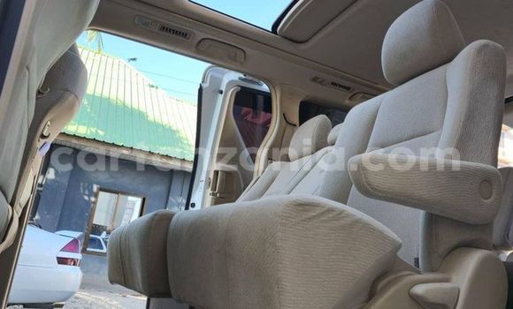 Buy Used Toyota Alphard White Car in Babati Urban in Manyara Buy Used Toyota Alphard White Car in Babati Urban in Manyara