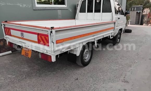 Nunua Ilio tumika Toyota LiteAce Nyingine Gari ndani ya Buhigwe nchini Kigoma Nunua Ilio tumika Toyota LiteAce Nyingine Gari ndani ya Buhigwe nchini Kigoma