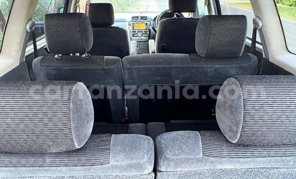 Nunua Ilio tumika Toyota Ipsum Nyekundu Gari ndani ya Biharamulo nchini Kagera Nunua Ilio tumika Toyota Ipsum Nyekundu Gari ndani ya Biharamulo nchini Kagera