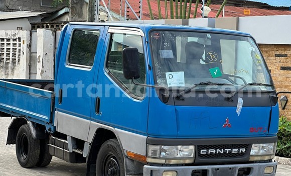 Buy Import Mitsubishi Fuso Fighter Blue Truck in Dar es Salaam in Dar es Salaam Buy Import Mitsubishi Fuso Fighter Blue Truck in Dar es Salaam in Dar es Salaam