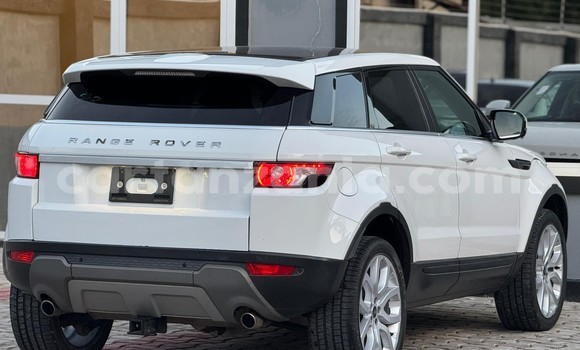 Nunua Imported Land Rover Range Rover Evoque Nyeupe Gari ndani ya Dar es Salaam nchini Dar es Salaam Nunua Imported Land Rover Range Rover Evoque Nyeupe Gari ndani ya Dar es Salaam nchini Dar es Salaam