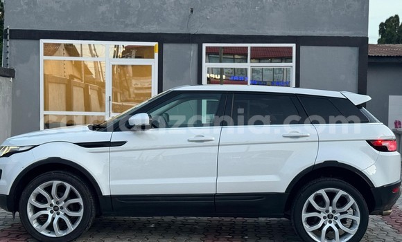 Nunua Imported Land Rover Range Rover Evoque Nyeupe Gari ndani ya Dar es Salaam nchini Dar es Salaam Nunua Imported Land Rover Range Rover Evoque Nyeupe Gari ndani ya Dar es Salaam nchini Dar es Salaam