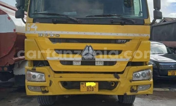 Buy Used Hino 300 Series Other Truck in Dar es Salaam in Dar es Salaam