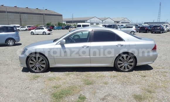 Buy Import Toyota Crown Silver Car in Dar es Salaam in Dar es Salaam Buy Import Toyota Crown Silver Car in Dar es Salaam in Dar es Salaam