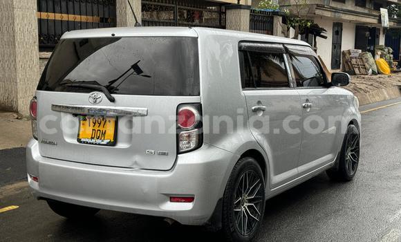 Buy Used Toyota IST Silver Car in Dar es Salaam in Dar es Salaam