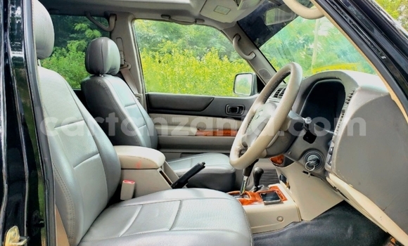 Nunua Ilio tumika Nissan Patrol Nyeusi Gari ndani ya Dar es Salaam nchini Dar es Salaam Nunua Ilio tumika Nissan Patrol Nyeusi Gari ndani ya Dar es Salaam nchini Dar es Salaam