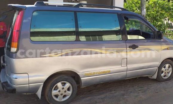 Nunua Ilio tumika Toyota Noah Nyingine Gari ndani ya Dar es Salaam nchini Dar es Salaam Nunua Ilio tumika Toyota Noah Nyingine Gari ndani ya Dar es Salaam nchini Dar es Salaam