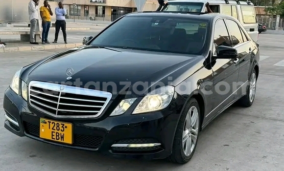 Nunua Ilio tumika Mercedes‒Benz E–Class Nyingine Gari ndani ya Dodoma nchini Dodoma Nunua Ilio tumika Mercedes‒Benz E–Class Nyingine Gari ndani ya Dodoma nchini Dodoma