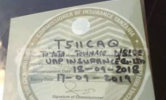 Nunua Ilio tumika Toyota Noah Nyingine Gari ndani ya Dar es Salaam nchini Dar es Salaam Nunua Ilio tumika Toyota Noah Nyingine Gari ndani ya Dar es Salaam nchini Dar es Salaam