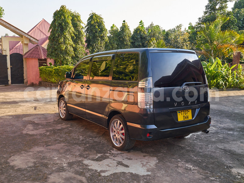 Big with watermark toyota voxy arusha arusha 22371