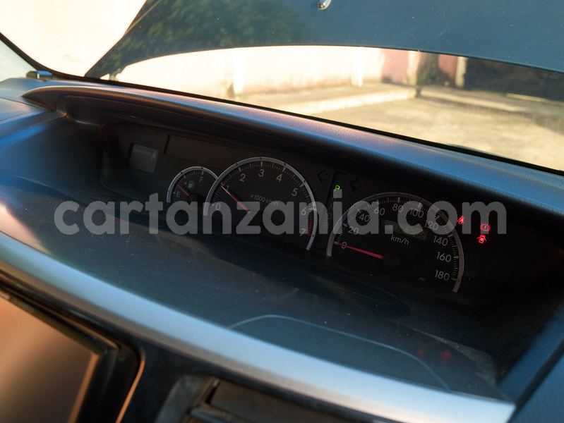 Big with watermark toyota voxy arusha arusha 22371