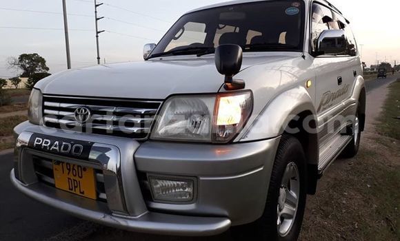 Buy Used Toyota Land Cruiser Prado White Car in Dar es Salaam in Dar es Salaam Buy Used Toyota Land Cruiser Prado White Car in Dar es Salaam in Dar es Salaam