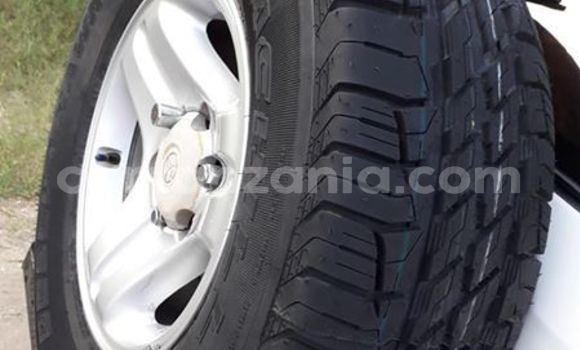 Buy Used Toyota Land Cruiser Prado White Car in Dar es Salaam in Dar es Salaam Buy Used Toyota Land Cruiser Prado White Car in Dar es Salaam in Dar es Salaam