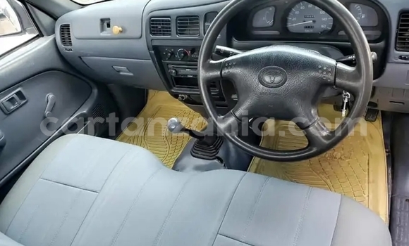 Nunua Ilio tumika Toyota Dyna Nyeupe Lori ndani ya Dar es Salaam nchini Dar es Salaam Nunua Ilio tumika Toyota Dyna Nyeupe Lori ndani ya Dar es Salaam nchini Dar es Salaam