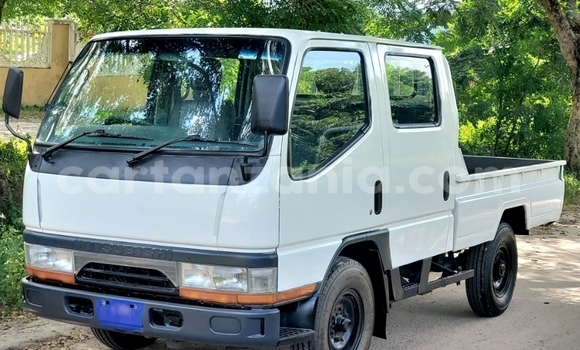 Buy Used Mitsubishi Fuso Fighter White Truck in Dar es Salaam in Dar es Salaam Buy Used Mitsubishi Fuso Fighter White Truck in Dar es Salaam in Dar es Salaam