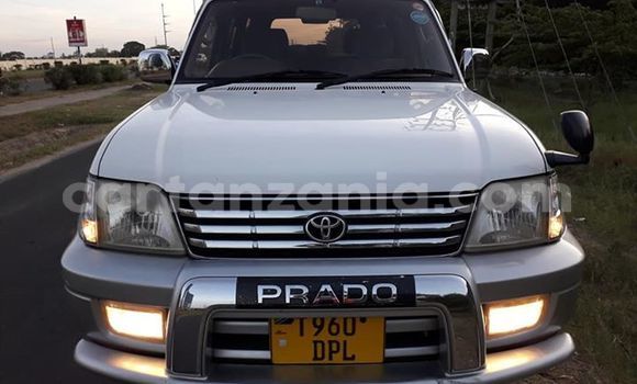 Buy Used Toyota Land Cruiser Prado White Car in Dar es Salaam in Dar es Salaam Buy Used Toyota Land Cruiser Prado White Car in Dar es Salaam in Dar es Salaam