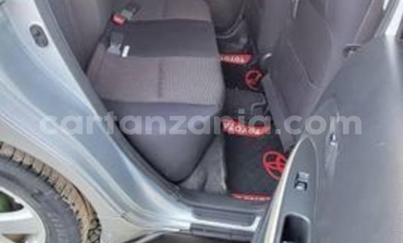 Nunua Ilio tumika Toyota IST Nyingine Gari ndani ya Dar es Salaam nchini Dar es Salaam Nunua Ilio tumika Toyota IST Nyingine Gari ndani ya Dar es Salaam nchini Dar es Salaam