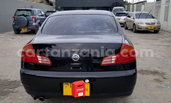 Nunua Ilio tumika Nissan Skyline Nyeusi Gari ndani ya Dar es Salaam nchini Dar es Salaam Nunua Ilio tumika Nissan Skyline Nyeusi Gari ndani ya Dar es Salaam nchini Dar es Salaam
