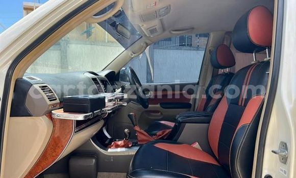 Nunua Ilio tumika Premier Padmini Nyingine Gari ndani ya Dar es Salaam nchini Dar es Salaam Nunua Ilio tumika Premier Padmini Nyingine Gari ndani ya Dar es Salaam nchini Dar es Salaam