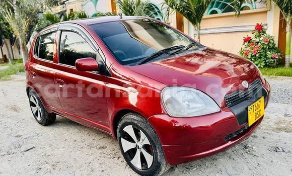 Nunua Ilio tumika Toyota Vitz Nyingine Gari ndani ya Dar es Salaam nchini Dar es Salaam