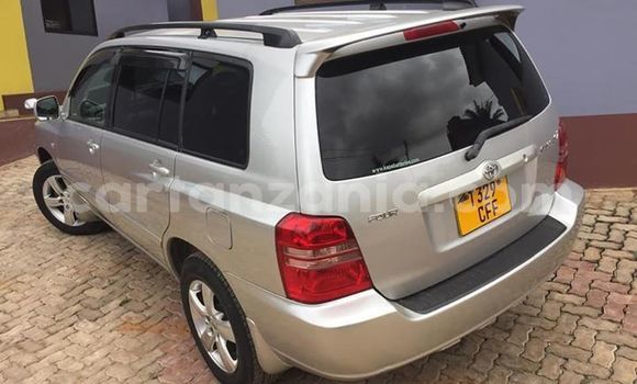 Buy Used Toyota Kluger Silver Car in Dar es Salaam in Dar es Salaam Buy Used Toyota Kluger Silver Car in Dar es Salaam in Dar es Salaam