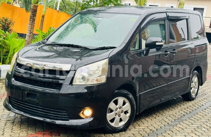 Big with watermark toyota noah dar es salaam dar es salaam 22465