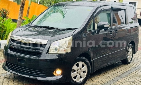 Buy New Toyota Noah Black Car in Dar es Salaam in Dar es Salaam Buy New Toyota Noah Black Car in Dar es Salaam in Dar es Salaam