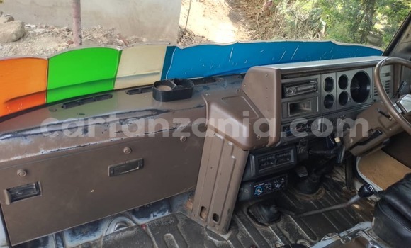 Buy Used Nissan Caravan Blue Truck in Morogoro in Morogoro Buy Used Nissan Caravan Blue Truck in Morogoro in Morogoro