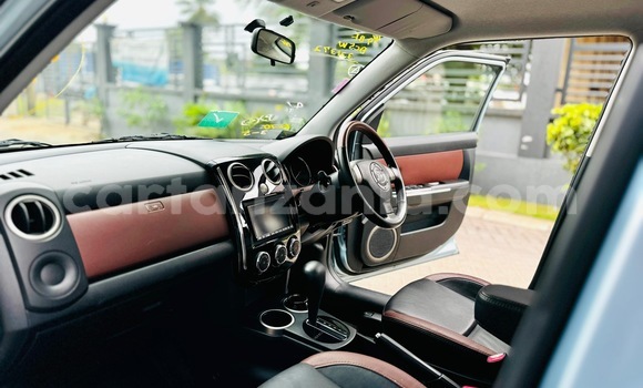 Nunua Imported Mazda Verisa Nyingine Gari ndani ya Dar es Salaam nchini Dar es Salaam Nunua Imported Mazda Verisa Nyingine Gari ndani ya Dar es Salaam nchini Dar es Salaam