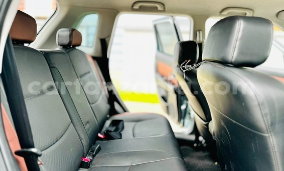 Nunua Imported Mazda Verisa Nyingine Gari ndani ya Dar es Salaam nchini Dar es Salaam Nunua Imported Mazda Verisa Nyingine Gari ndani ya Dar es Salaam nchini Dar es Salaam