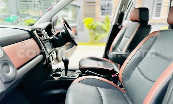 Nunua Imported Mazda Verisa Nyingine Gari ndani ya Dar es Salaam nchini Dar es Salaam Nunua Imported Mazda Verisa Nyingine Gari ndani ya Dar es Salaam nchini Dar es Salaam